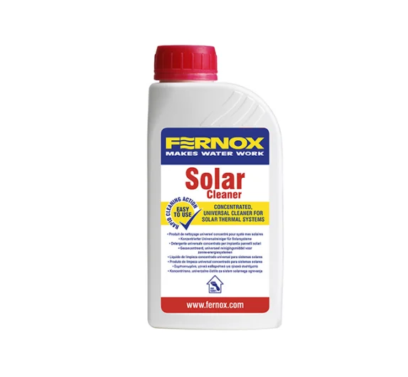 Универсален концентрат за почистване на слънчеви инсталации Fernox Solar Cleaner liquid 500 ml
